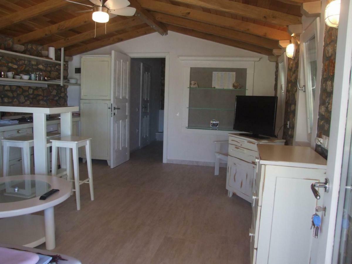 Stone House Marina-Sevid, 1 House-1 Apartment Екстер'єр фото
