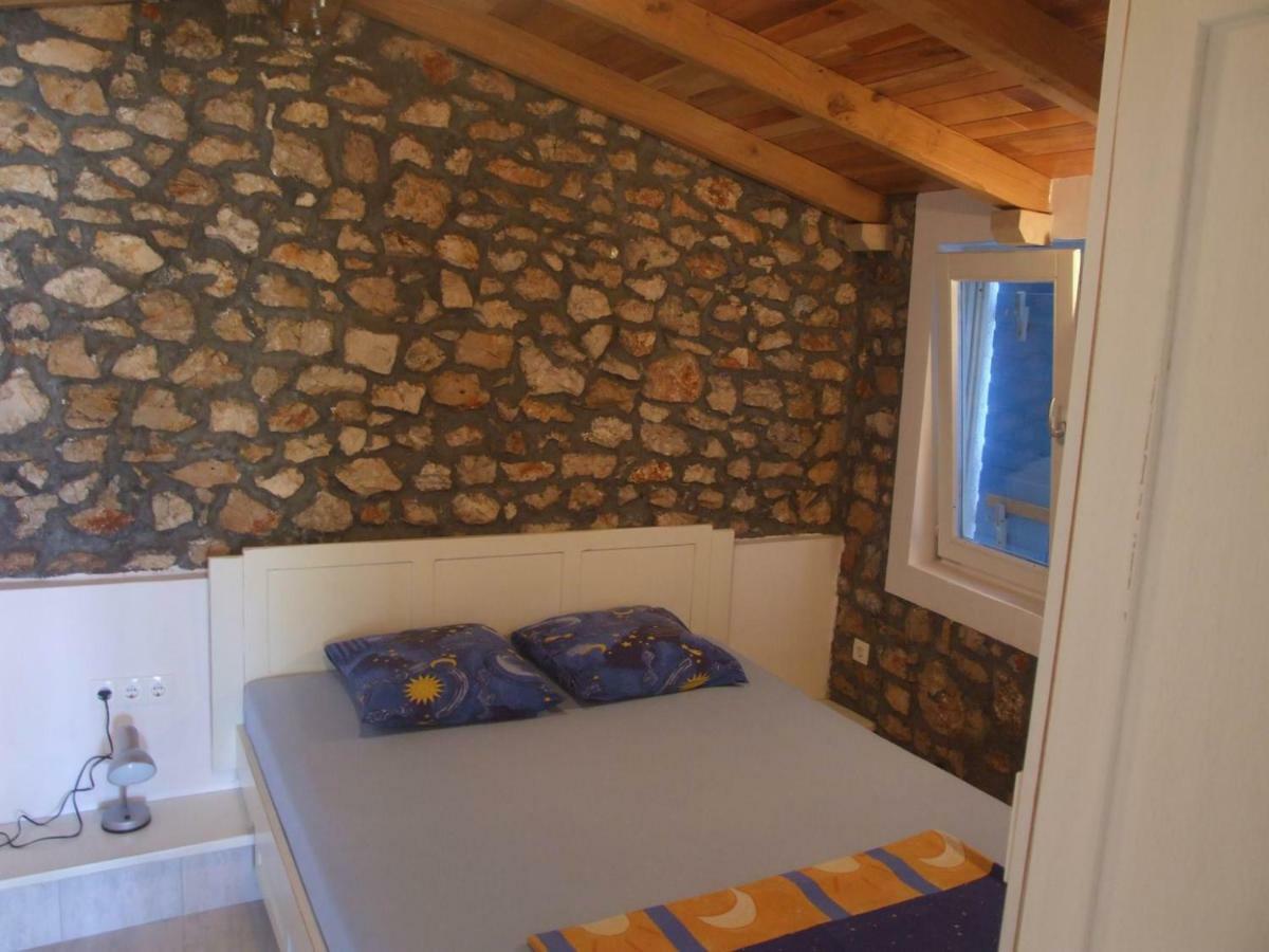 Stone House Marina-Sevid, 1 House-1 Apartment Екстер'єр фото